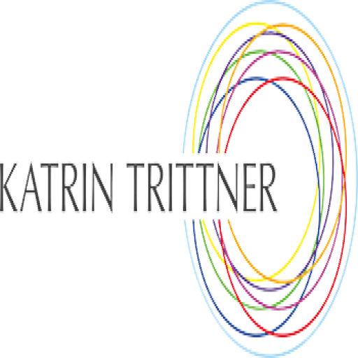 K T Coach logo