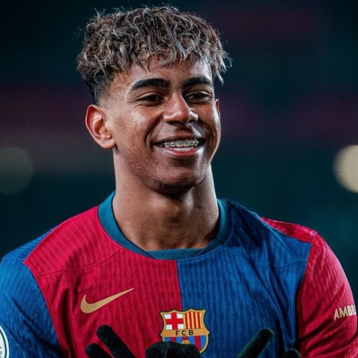 Lamine Yamal Wallpaper Download on Windows