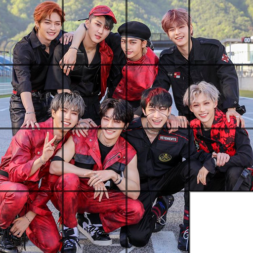 Stray Kids Slide Puzzle Game