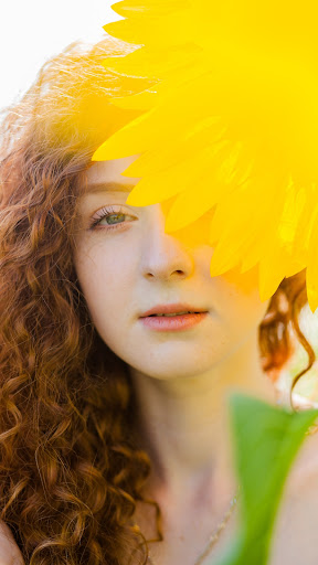Beautiful Girls Wallpapers Screen 2