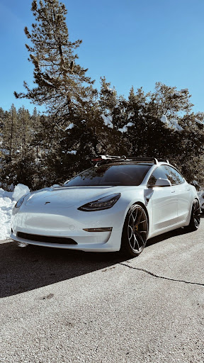 Android application Model 3 wallpapers screenshort