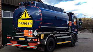 US Oil Tanker Sim:Truck Games - Screenshot 3