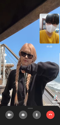 Fake Call and Chat Screen 3