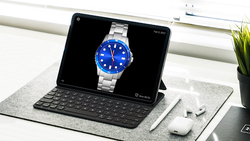 Screenshot of Huge Analog Clock