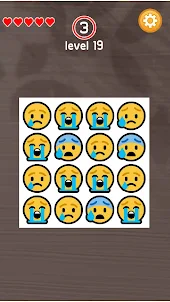 Find the difference Odd Emoji