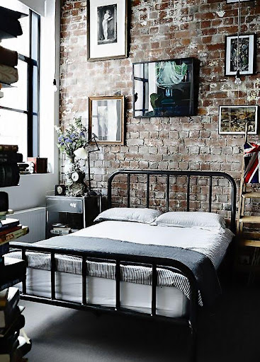 Screenshot of Industrial Bedroom
