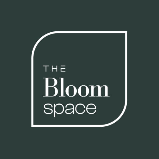 Атмосферное пространство bloom ул горького 7 фото Oля-ля кейтеринг I Банкетные залы
