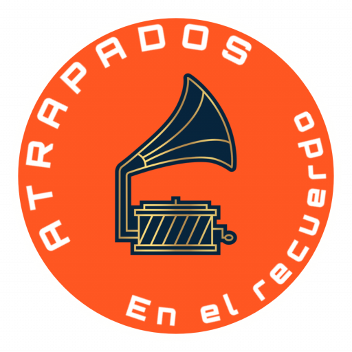 ATRAPADOS EN EL RECUERDO logo