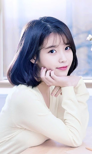 IU Wallpapers HD Screen 2