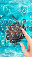 screenshot of Blue Sea Turtle Keyboard Theme