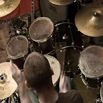 Play drums Drum video lessons free Apk