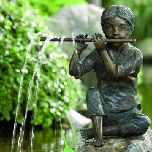 Garden Statues logo
