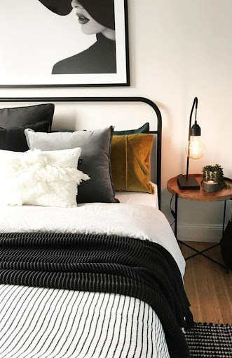 Screenshot of Industrial Bedroom
