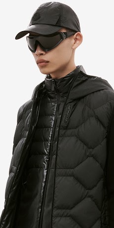 Moncler Official Storeのおすすめ画像1