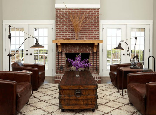 Screenshot of Living Room with Fireplace