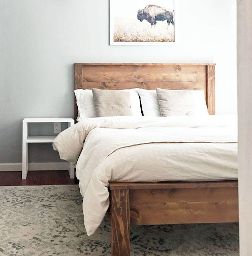 Screenshot of Wooden Bed