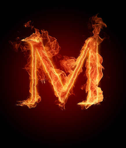 M Letter Wallpaper Screen 2