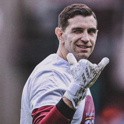 Emiliano Martinez 4K Wallpaper Download on Windows