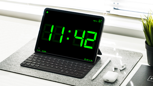 Screenshot of Huge Digital Clock Pro