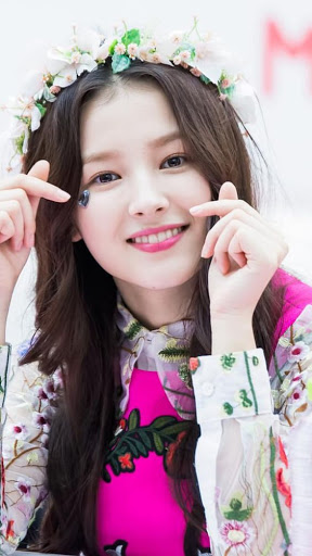 Nancy Momoland Wallpapers HD Screen 2