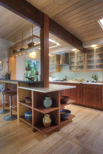 Mid-Century Kitchen Screen 3