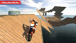 screenshot of Racing on Bike