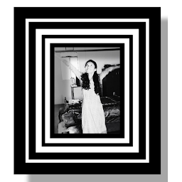 Black Photo Frame: Download & Review