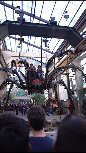 La Galerie des machines Screen 2