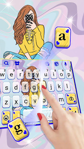 Phone Selfie Girl Keyboard The Screen 3