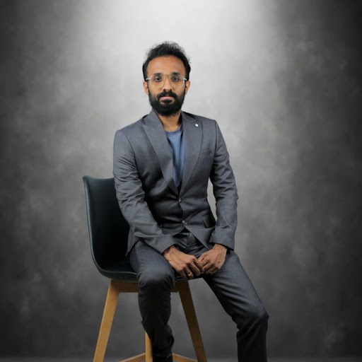 അവിയുടെ സ്വപ്നലോകം