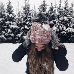 Alex Maria Justine Gillanyi