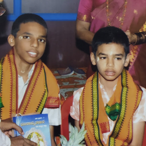 Hari Guru Shirva