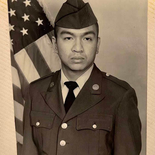 Gaylord Olaes