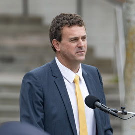 Nils Nehrenheim