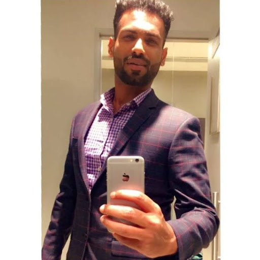 Malcolm Santosh