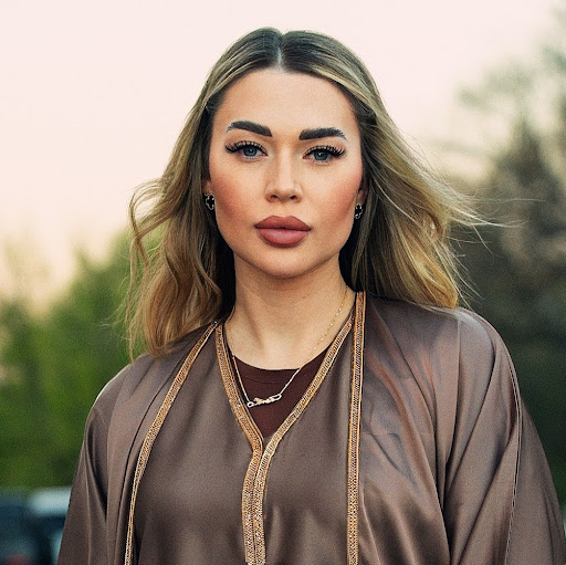 Aliaksandra Elnaamani