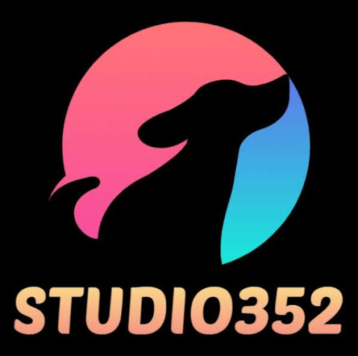 Studio 352