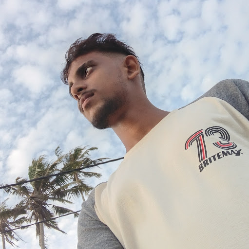 Naveen Kodithuwakku