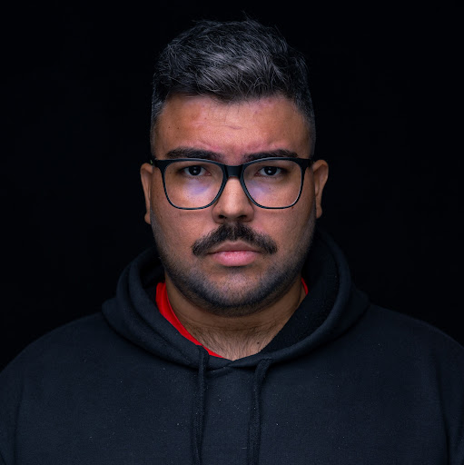 Carlos Esparragoza (Albert)