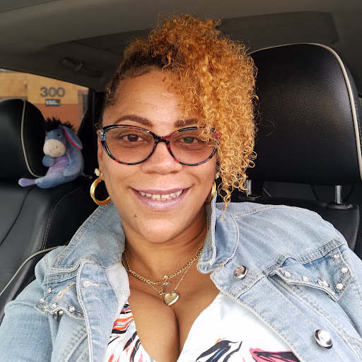 Chelle Perry (CHELLE)