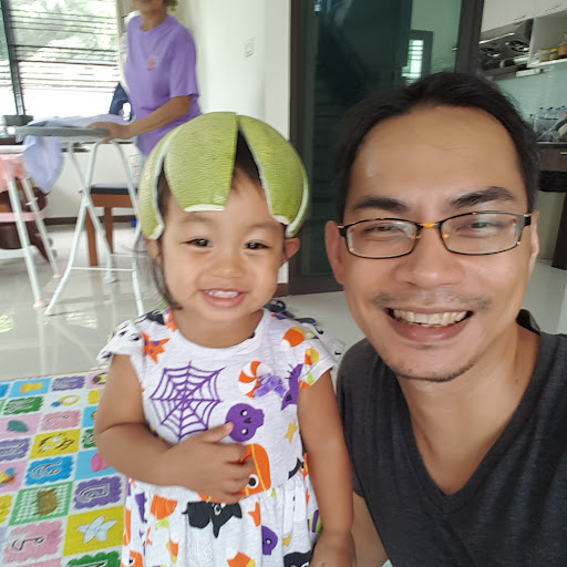 ศราวุธ หงษ์ยิ้ม