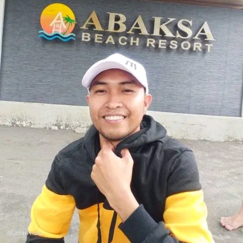 Ernie John Hinguillo