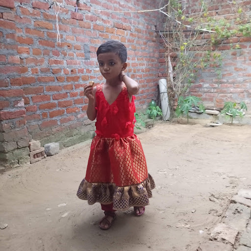 Pari Chauhan (Parichauhan)