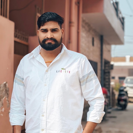 Ravinder Dholla