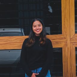 Nayanthara moly Saji