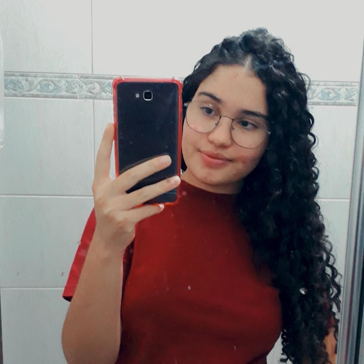 Ana Karoliny Cavalcanti