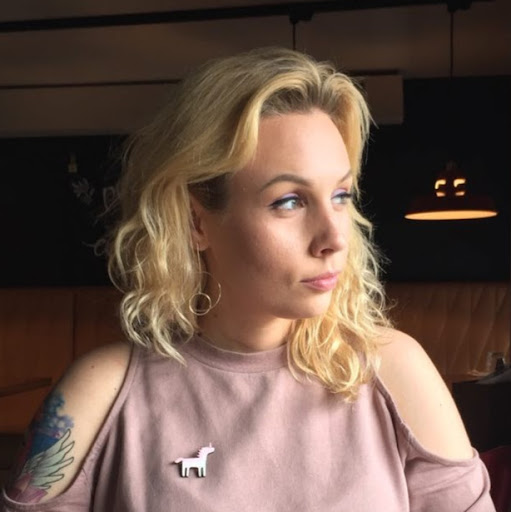 Николь Вишневская