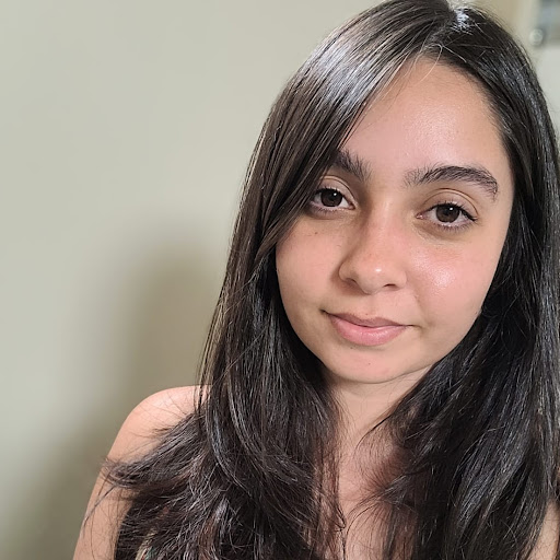 Anna Júlia Pereira Oliveira