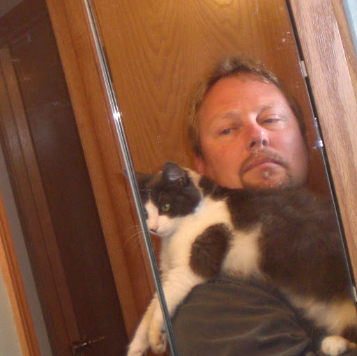 Jon Hoskins (Oktyabr)