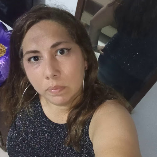 Vanina Torres's avatar